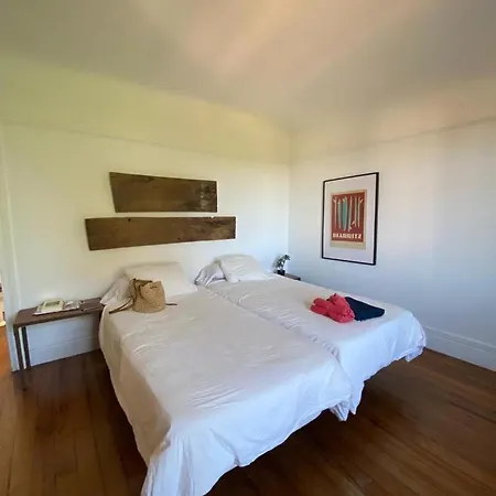 1923 Private Pool Biarritz