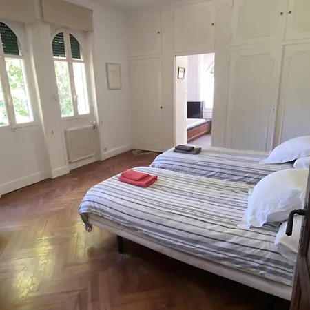 1923 Private Pool Villa Biarritz