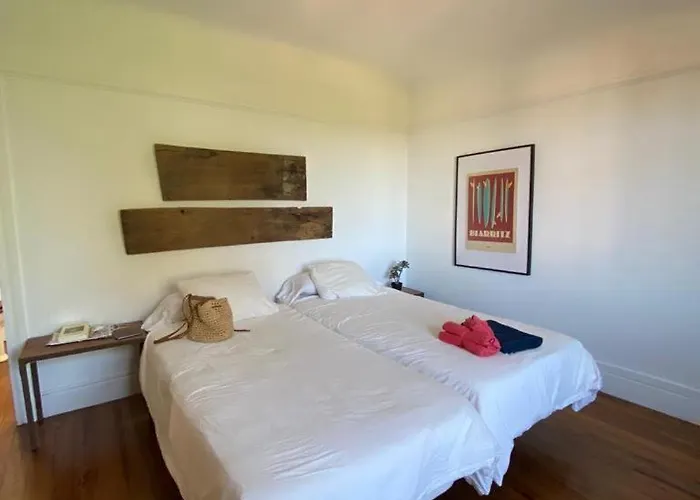 1923 Private Pool Биарриц