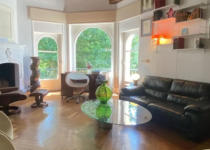 1923 Private Pool Biarritz